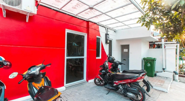 OYO 907 Wisma Cakung, Rezervovat Hotel Hotely v Jakarta s parkováním, Parkování