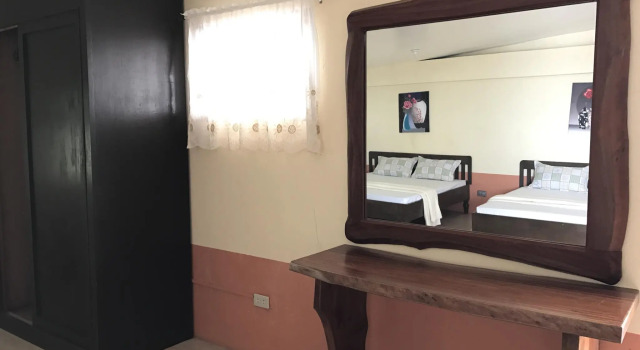 Edens Lodging House, Buchen Sie Hotel Santa Ana Cagayan Valley