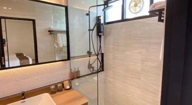 Номер Standard The Gold Living Life