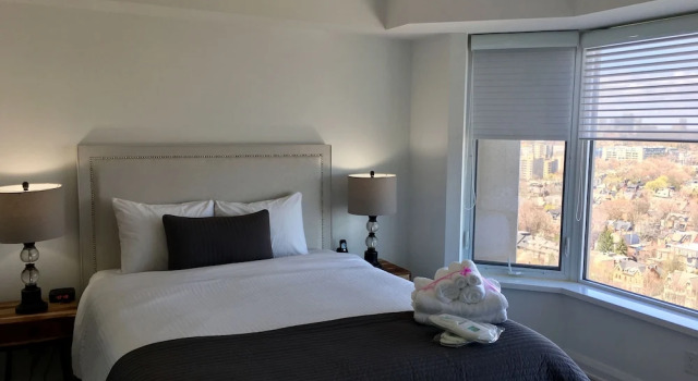 Yorkville Plaza Express Stay, Забронировать Отель Отели Торонто 4 звезды, рядом с Women's College Hospital, 4*