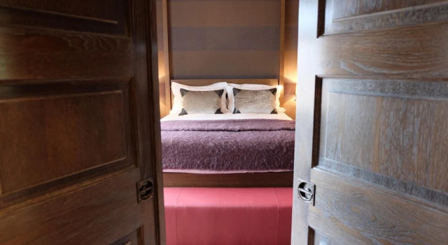 Cadogan Square Luxury 2 Bedroom Apartment II, Забронировать Апартаменты/квартира Лондон Большой Лондон, рядом с Церковь Св. Луки