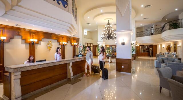 Aquamare Beach Hotel & Spa