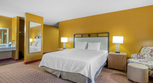 Двухместный номер Standard SureStay Hotel by Best Western Camarillo