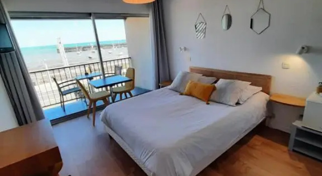 Номер Deluxe Hôtel du Port Bar Restaurant