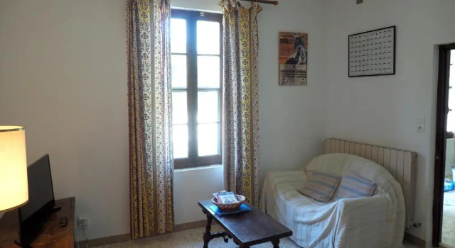 Charmante maison en Camargue avec piscine partagée, Забронировать Дом для отпуска Отели Арля с парковкой, Парковка