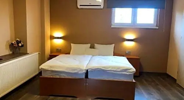 Katalin Motel & Étterem, Book Motel Berettyoujfalu 