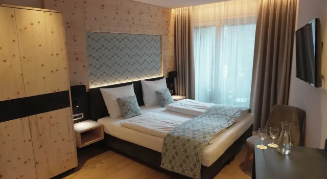 Номер Deluxe с балконом Cityhotel Goldener Adler B&B