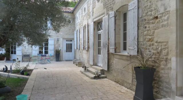 Jolysable, Rezervasyon Bed and Breakfast Pons 
