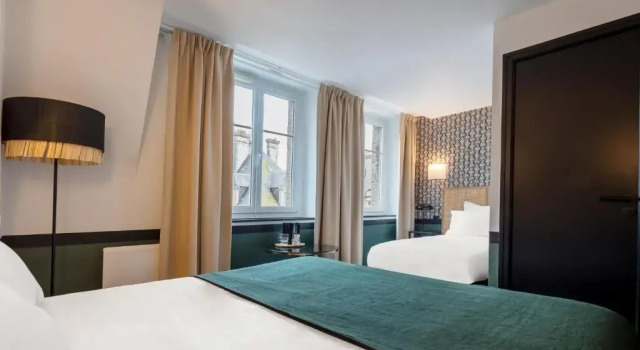 Трёхместный номер Standard Hôtel Bristol Union Intra Muros
