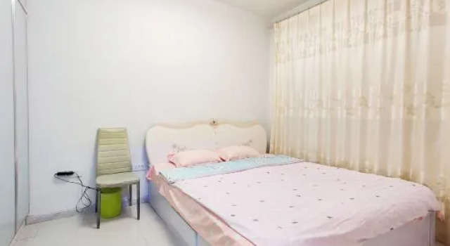 Люкс Youth Apartment (Yichun Phoenix Waterfront Store)