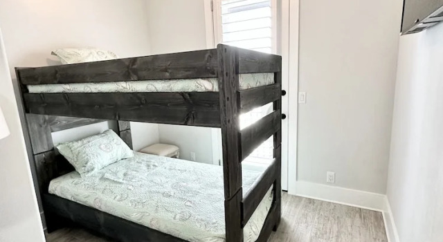 Casamigos 6 Bedroom Home by RedAwning