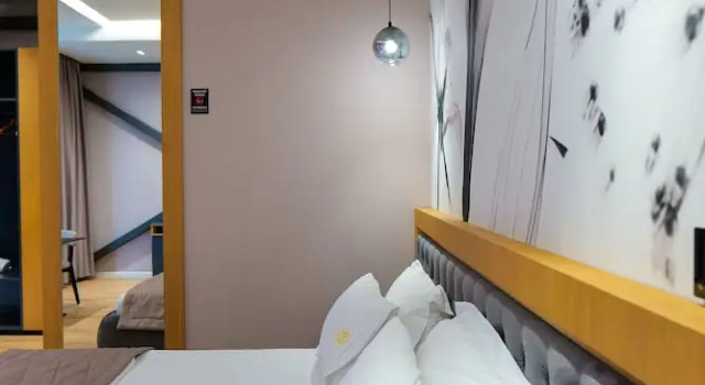 Апартаменты LORD Hotel