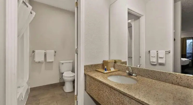 Номер Standard Rodeway Inn Lumberton Central