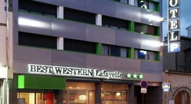 Кровать в общем номере Hôtel ibis Styles Clermont-Ferrand Gare