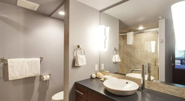 Двухместный номер Standard с балконом Sunrise Ridge Waterfront Resort