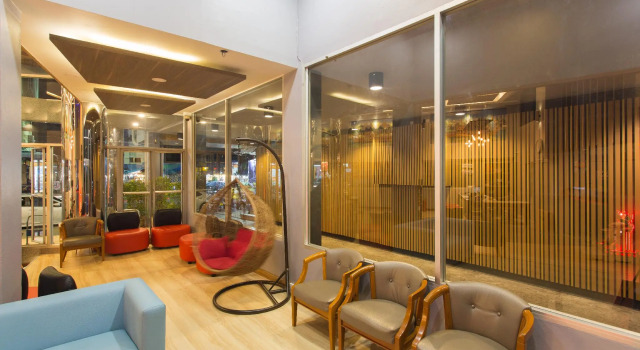 City Hotel Krabi, Забронировать Отель Отели Южного Таиланда с парковкой, Парковка