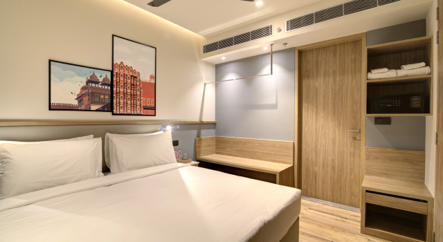 Люкс 7 Apple Hotel Pratap Nagar