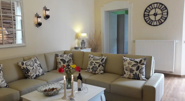 Ferienwohnung am Kaiserhof, Book Hotel 5-stjernede hoteller i Garz, 5*