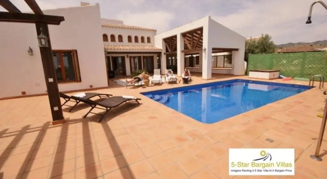 Villa Cleopatra, Prenota Villa Murcia Spagna
