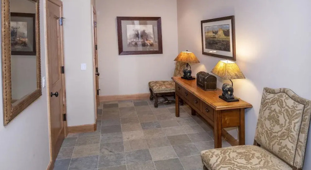 40 Goshawk 5 Bedroom Home by RedAwning