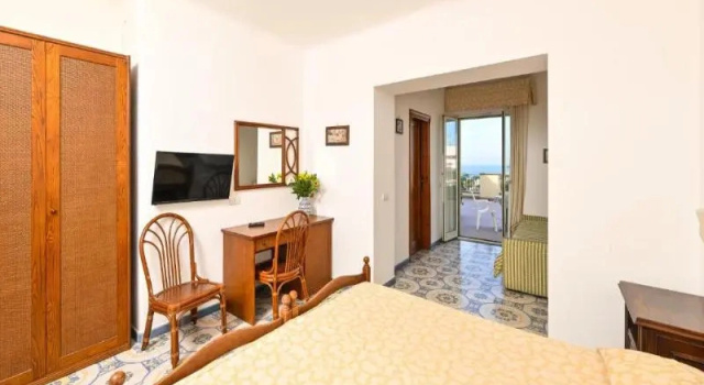 Трёхместный номер Standard с балконом Hotel Terme Tramonto d'oro
