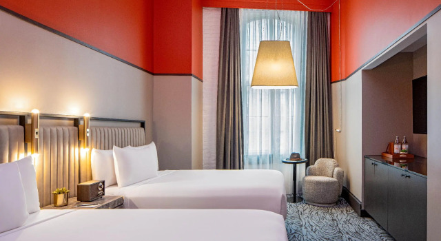 Четырёхместный номер Standard Pelham Hotel