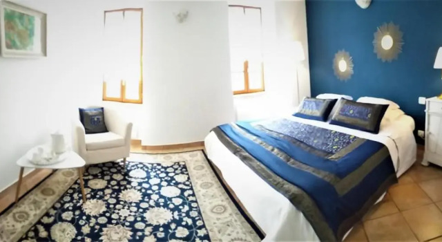 La Grange Templière 2018, Rezervați Hotel Hoteluri în Peyreleau cu parcare, Parcare