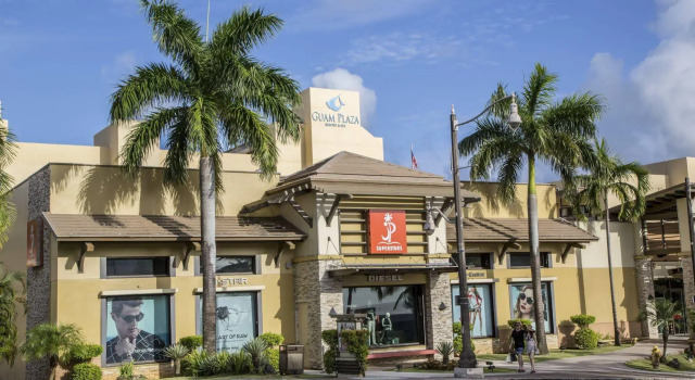 Guam Plaza Resort