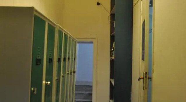 Seng i sovesal (sovesal til kvinder) Balarm Hostel