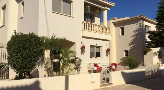 Quality Villa with Pool in Superb Location in Paphos, Забронировать Вилла Бизнес-отели района Пафоса, 4* 5*