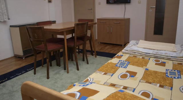 Bogdanoski Studios & Guest Rooms