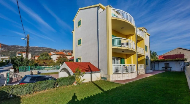 Apartments Pero, Забронировать Апартаменты/квартира Апартаменты Сплитско-Далматинской жупания, Апартаменты/квартира
