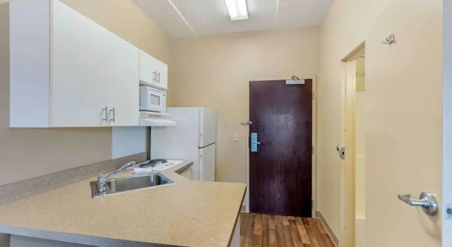 Четырёхместная студия Extended Stay America Select Suites Chicago O'Hare