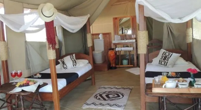 Loyk Tsavo Camp, Book Hotel Hotels in Coast Region with Parking, Parking