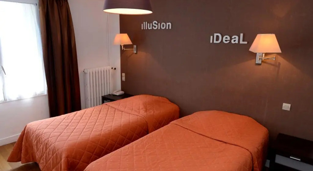 Двухместный номер Economy The Originals City, Hôtel Le Cheval Rouge, Tours Ouest