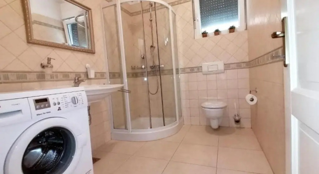 Апартаменты Luxury Three-bedroom Apartment With Amazing Overlook at the sea
