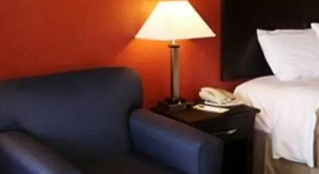 Quality Inn & Suites Thibodaux, Boek Hotel Hotels in Missouri met zwembad, Zwembad