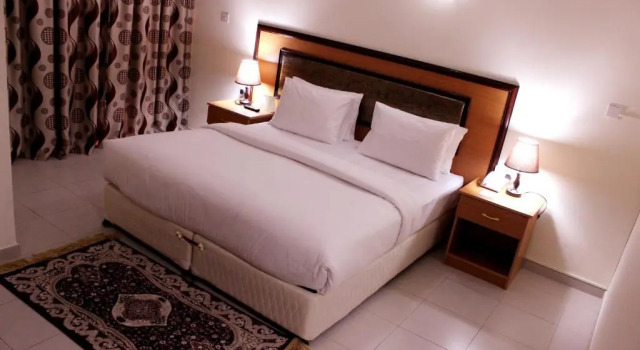 Двухместный номер Standard Montreal Naif Hotel