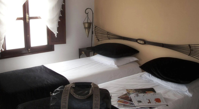 Riad Asmitou, Rezervați Hotel Hoteluri în Marrakech-Tensift-Haouz cu parcare, Parcare