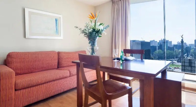 Standardowy pokój San Marino Suites