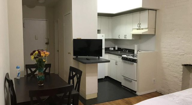 Studio Lux Times Square, Забронировать Отель Нью-Йорк Нью-Йоркская агломерация, рядом с Театр «Голландец»