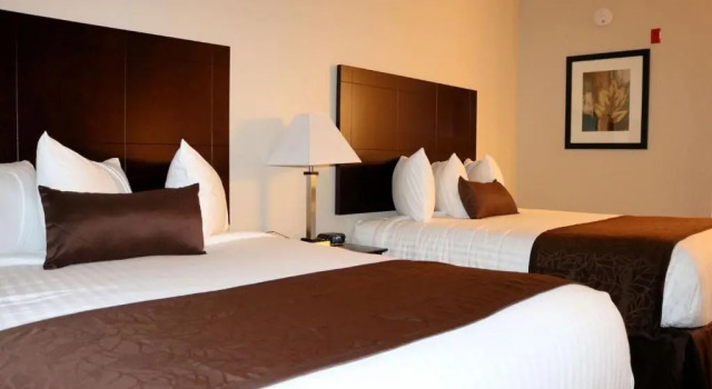 Четырёхместный номер Standard Cobblestone Inn & Suites Maryville