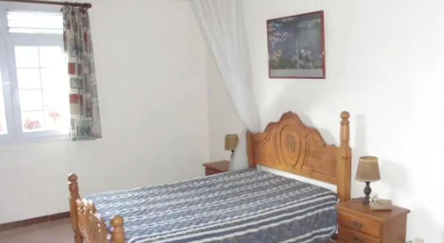 House With one Bedroom in La Trinité, With Wonderful sea View, Furnished Garden and Wifi - 3 km From the Beach, Varaa Hotelli Hotellit ja majoitukset kohteessa La Trinite, Hotelli