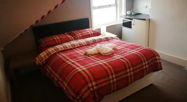 OYO The Maidstone Guesthouse, Book Hotel Hoteller i Maidstone med parkering, nær Gallagher Stadium, Parkering