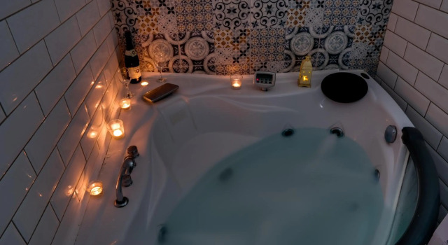 SPA apartment YIN - jakkuzi, sauna, spa, Забронировать Апартаменты/квартира Нови-Сад Воеводина