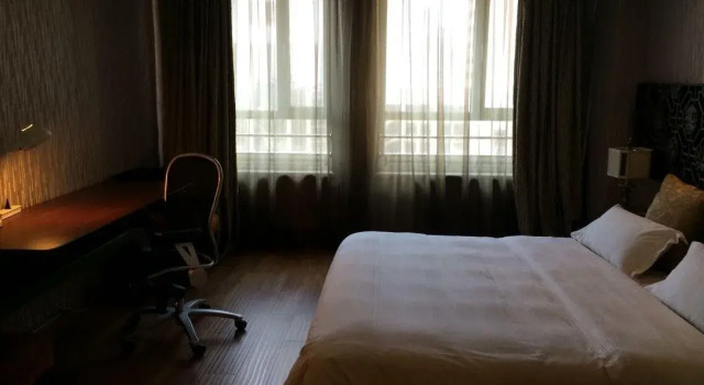 Warner Beijing SunThirsty Apartment, Book Lejlighed Hoteller i Beijing Province med parkering, Parkering