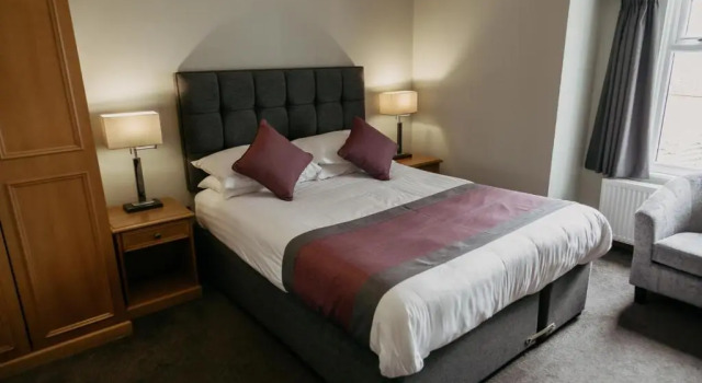 Номер Classic St. Davids Cross Hotel
