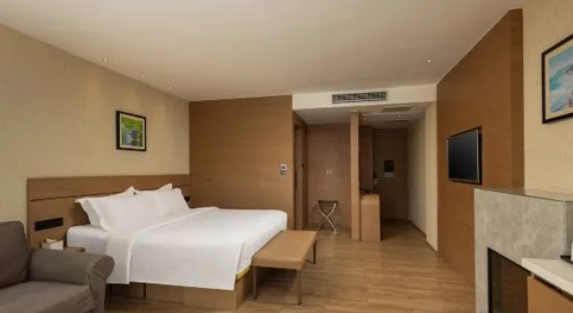 Номер Executive Bridal Tea House Hotel YanTai Laishan