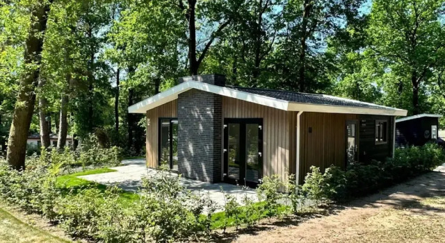 Бунгало Chalet w Garden & Views