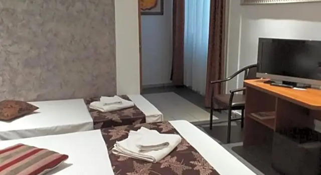 Трёхместный номер Superior Hotel Tranzzit